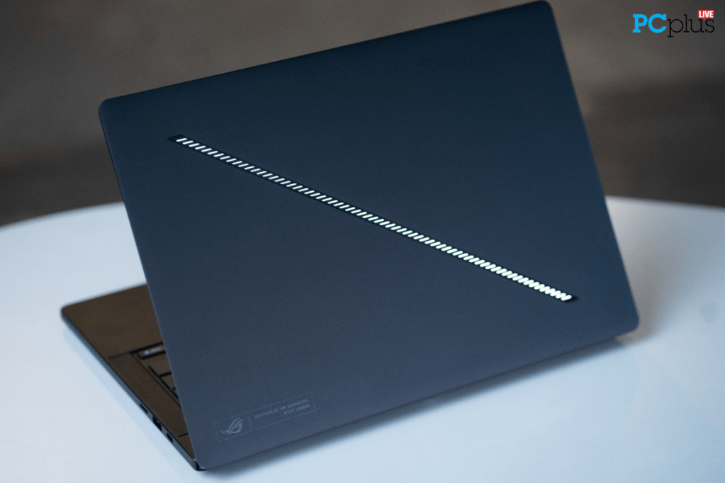 ROG Zephyrus G14 – Laptop Gaming AI 14 Inci&nbsp;Terbaik